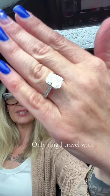 Only ring I travel with #pavoi #travelring #goldjewelry #tiktokshopbacktoschool 