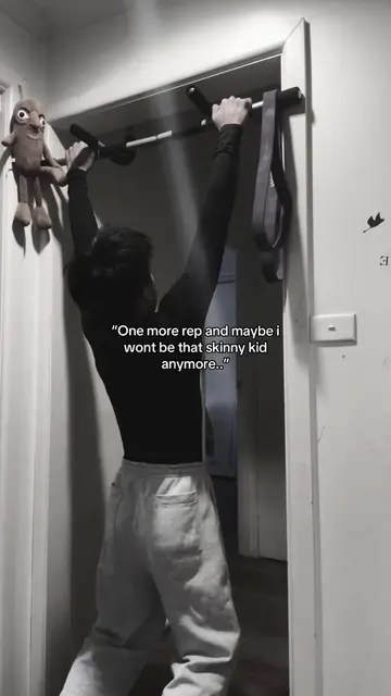 Just keep training and you’ll get there. #calisthenics #training #skinnykid #wor