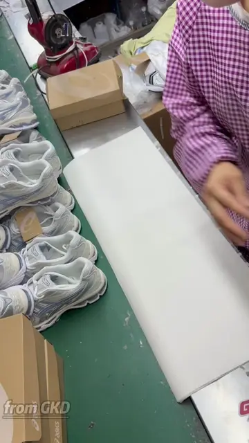 Your order is being rushed for production.wholesale cooperation iswelcome#shoes 