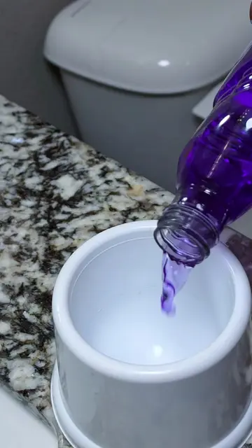 The Ultimate Fresh Bathroom Hack You Need to Try! 🧼✨ #HomeHacks #DIYCleaning #D