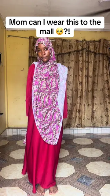 Will she know??#shahida🥰🥰 #outfitinspo #miniskirtonhijab#creatorsearchinsights