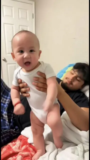 Be my friend 😀🔥#capcut #capcutpioneer #pioneertemplate #baby #dance 