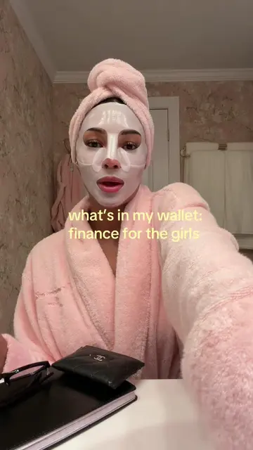 What’s in my wallet. Just realized I’m such a Chase girlie after going through a