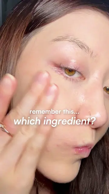Skin concern? There’s an ingredient for that 👀✨ ⚫ Blackheads → Salicylic Acid T