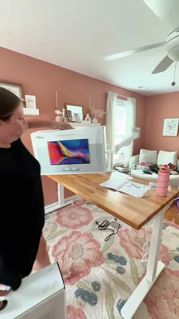 PART 2: home office renovation!! Obsessed with this standing desk from @upliftde