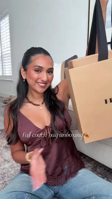 In love!!!🫶🏽🤎🍁linked in LTK! #fall #coach #coachbag #fypシ゚viral #unboxing 