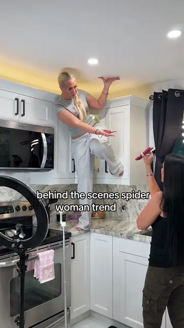 how’d we do?? @mama hahn #spiderman #spiderwoman #gwenstacy #behindthescenes #bt
