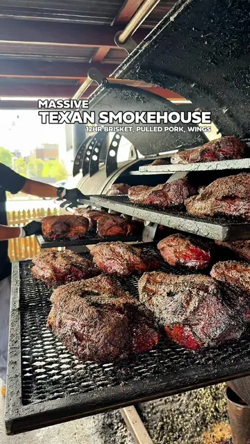 [ MUST TRY ] THIS BRISBANE SMOKEHOUSE COOKS ITS BRISKET FOR 12 HOURS AND FRIES I