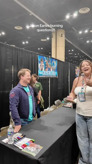 Asking Jason Earles my burning questions about Hannah Montana🫶 this was so nost