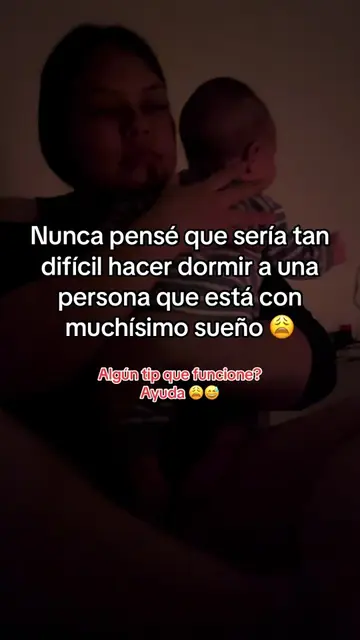 Tiene 2 meses y hace poco empezó a luchar contra el sueño 😴 dejen los reales ti