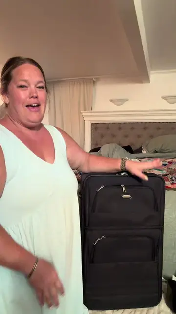 I’m sooo excited!! Excited to share it all! Now who wants a room tour tomorrow?!
