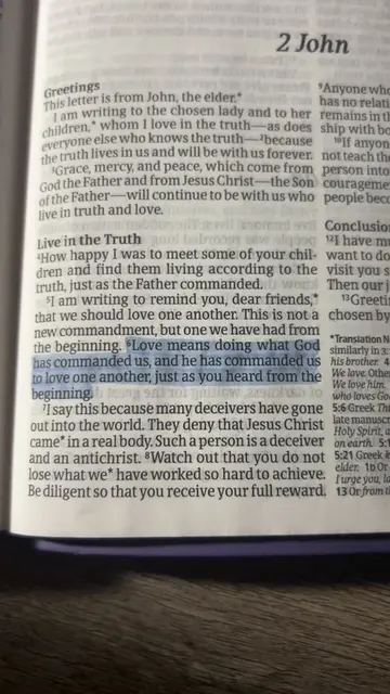 2 John 1:6 | Love everyone. #christiantiktok #jesuslovesyou #fyp #faith #bible 