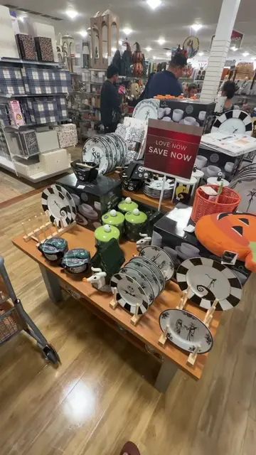 HomeGoods really said "not it's giving Halloween AND Christmas" 👀 this Nightmar