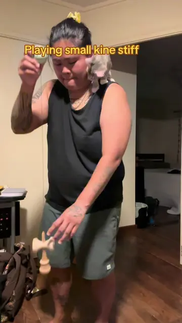 Late night sesh with the kitties.  #kendama #krom #CreatorCareerProgram #LIVEInc