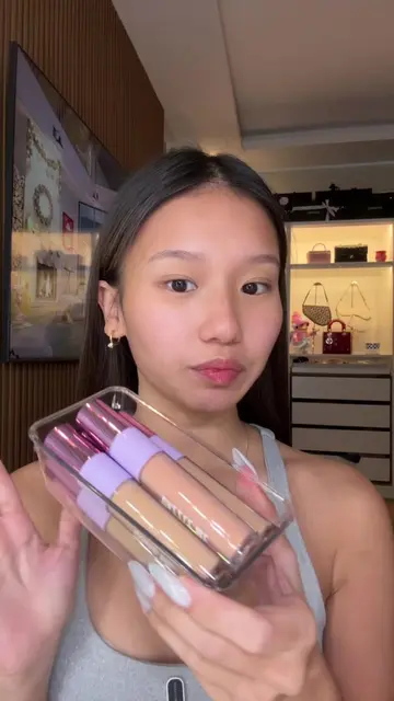 this is so cool!! concealer & founda in one!!