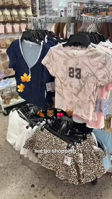 New season, new fit. 🍁 @wordsincolorinmotion found the cutest fall apparel & ac
