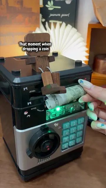 I've really saved up 10,000 dollars. This little thing is very practical. Hurry 