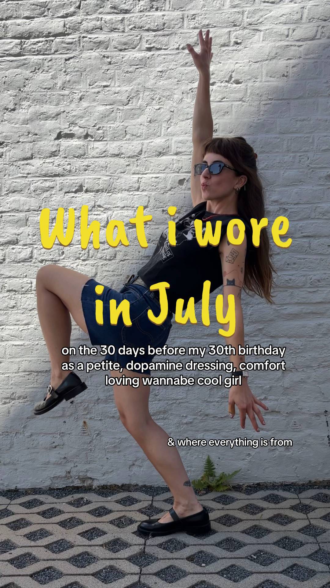 30 outfits until I turned 30, all in a neat row. Or proof that your outfits don’