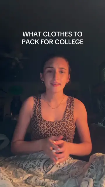 WHAT CLOTHES TO BRING TO COLLEGE | #college #collegeclothes #whattopack #packing