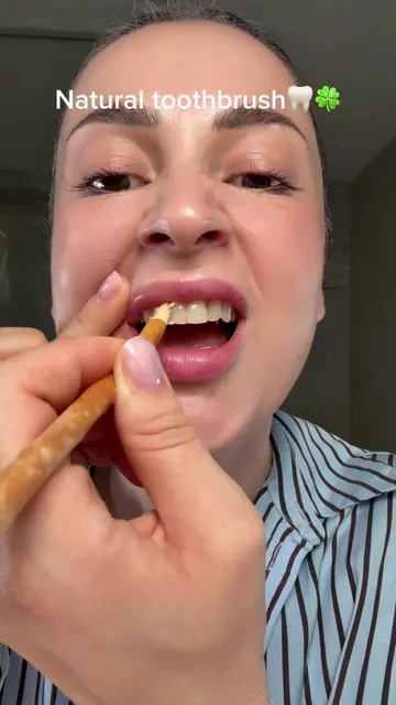 Natural toothbrush 🌿🦷 The real deal. #miswak #teeth #whitening#teeth #toothbru