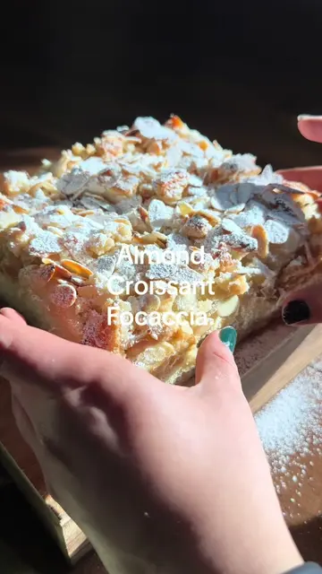 My most popular recipe of last year, and for good reason! Almond croissant focac