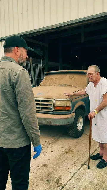 This Ford had one last job… saving George from his hospital bills#barnfind #carw