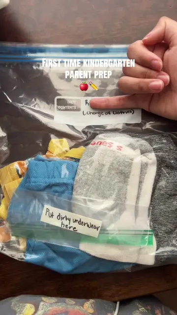 TikTok ladies said to do it so I did! 😌 I packed socks, undies, shorts and a sh