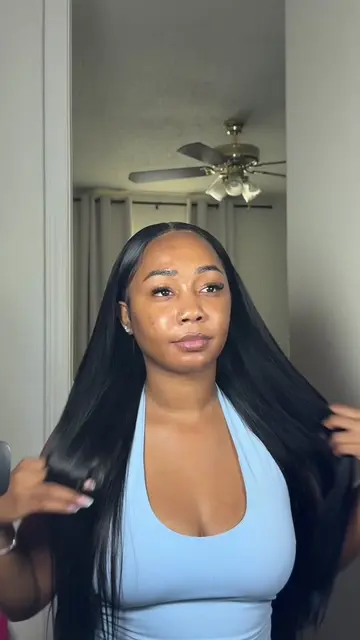The way these bundles exceeded my expectations 😮‍💨 full, soft, silky… 🤏🏽🤏🏽