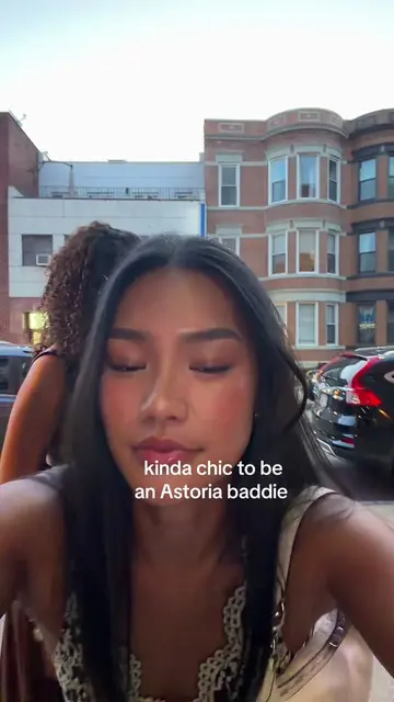 why is Astoria the best neighborhood ever #astoriaqueens  top is @Edikted 
