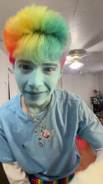 turned into my profile picture #viral #rainbow #cosplay #rainbowdash #fyp 