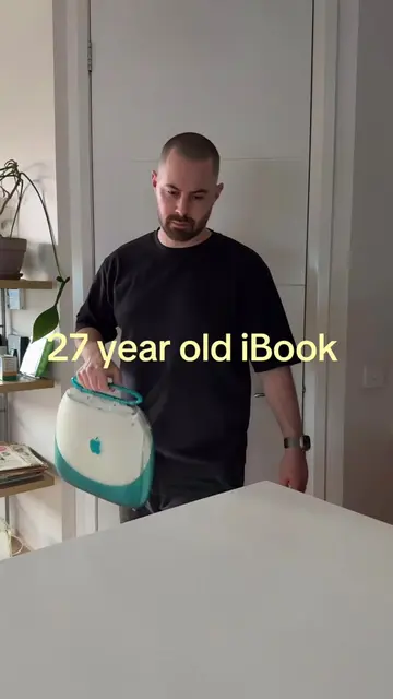 My 27 year old iBook G3 Clamshell Laptop 🥹🩵 let me know if you want a video us
