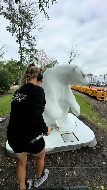 Painting a Concrete bear at Tinkertown! 
