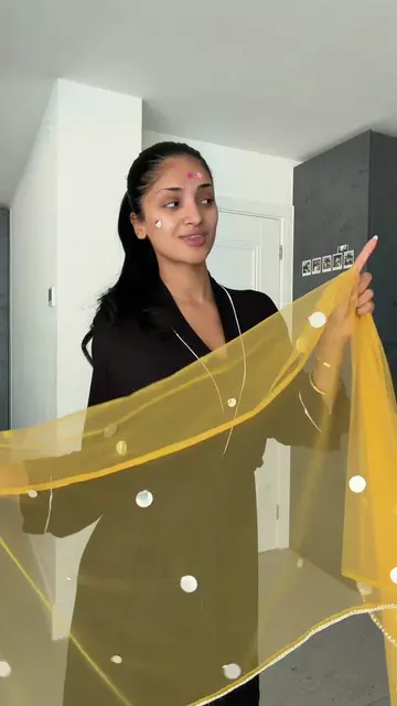 i love this song ✨✨✨ #transition #sharara #jago #outfitinspo #indian punjabi wed