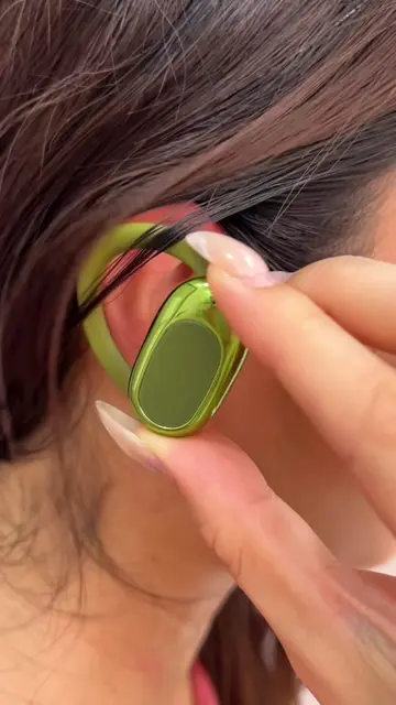 Acer has released a sports headset, which is waterproot and sweatproof. Come and