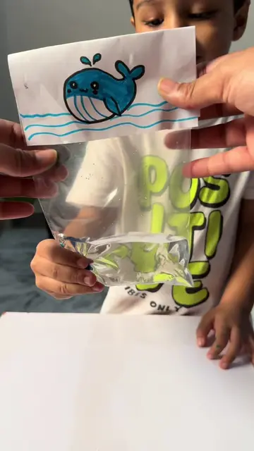 🧪 Fizzy Color-Pop Glove Experiment! 💥🌈 One of my most-loved experiments is ba