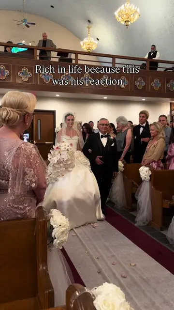 a moment ill carry in my heart forever🤍 #wedding #weddingday #dayof #groom #bri