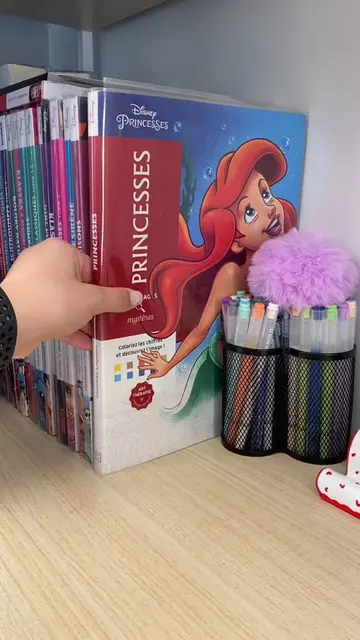 ASMR coloring Merida 🏹✨ Color code at the end 🎨💖 #asmr #arttherapy #acrylicma