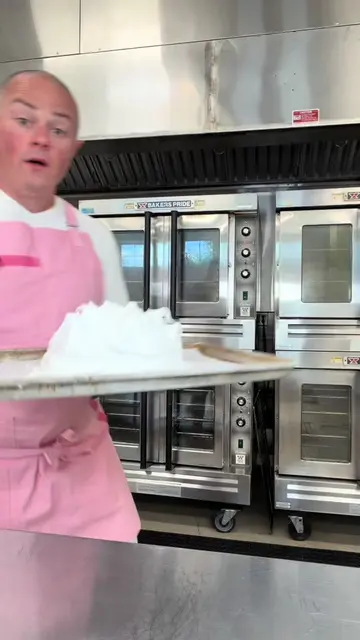 What ice cream flavors are you using?! 2 of your favorite flavors, softened Enou