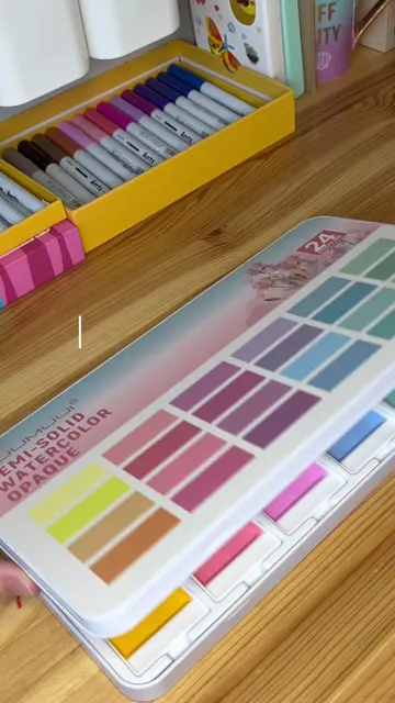 This is literally a palette of my favorite colors ever!!! This Macaron palette f