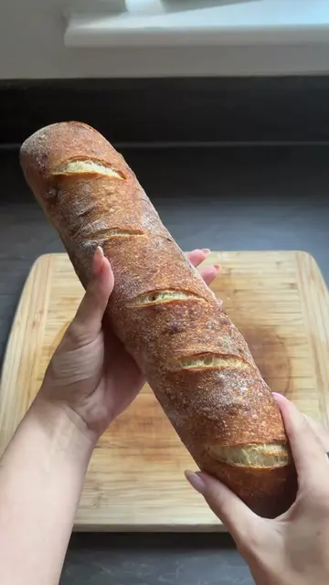 Start to finish or my same day sourdough baguettes recipe with timestamps🥖✨ Thi