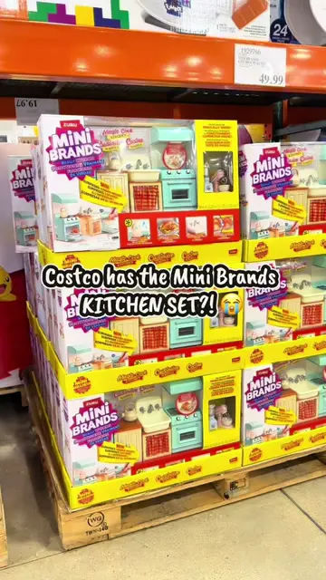 RUNNN!! 🏃🏻‍♀️I was NOT expecting to see the Mini Brands Kitchen Set at Costco 