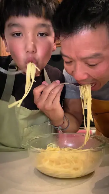 2 Michelin Star Garlic Pasta Recipe #pastarecipe #30minutemeals #pasta #EasyReci