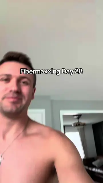 Day 28 ✅ add more fiber into your diet, you won’t regret it! #fiber #chia #chias