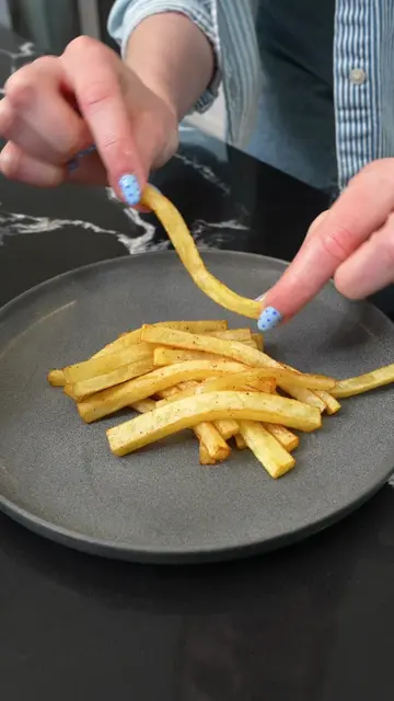 Why In-N-Out Fries are the worst and how to make them better ⬇️ If In-N-Out frie