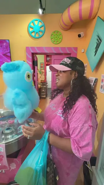 Sweet treats + nostalgic vibes 🍭💕 The Cotton Candy Factory in downtown Belmont