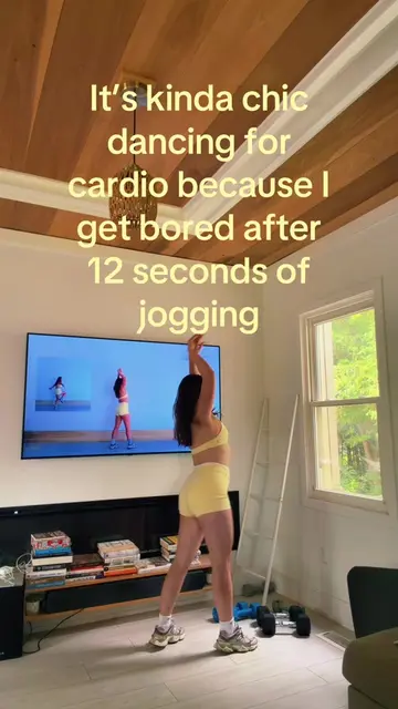 Very chic dance cardio to Sue Me on YT: Melinna Mills #audreyhobert #danceworkou