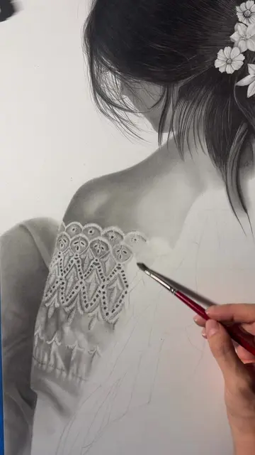 I little glimpse of what i’m working on✨🧚🏻 #realisticdrawing #showingmyart #fa