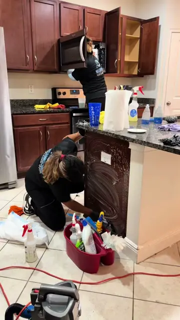 Kitchen Detailing That Makes a Difference! Grease, buildup, fingerprints, and hi