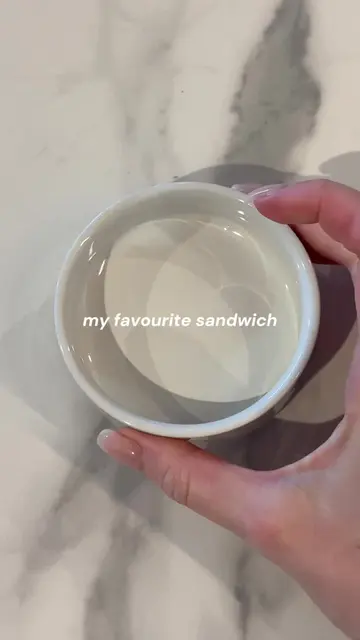 My favourite sandwich? A baguette. With garlic butter. Mozzarella. Under the gri