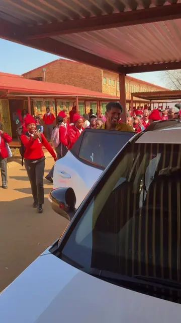TM LETHLAKE SCHOOL, y’all ate with that welcome 😭🔥 Ke a leboga! Ke tlotla go n